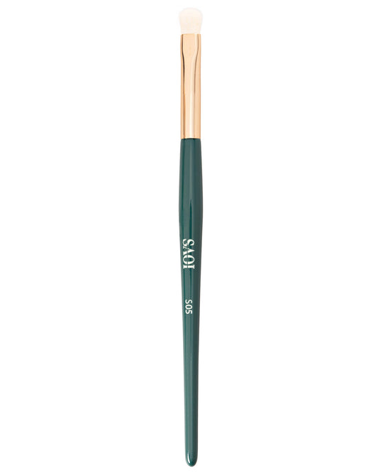 detailed eye makeup brush, classic eyes, Highlighting the brow bonehadow brush, smooth & even bristles lay flat on your lid, tapered top ensures controlled application, flawlessly blended out shimmery or matte eyeshadow, Applying eyeshadows to lid, Defining the crease of your eye,  